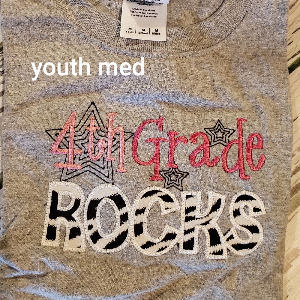Youth School 4th grade tee shirt y-medium